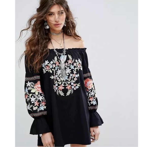 Free People |  Fleur Du Jour Embroidered Off-Shoulder Dress | Small - Picture 14 of 16